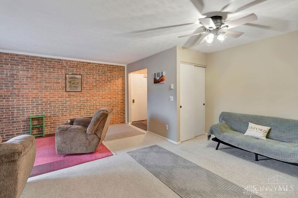6135 Fairfield Road 21