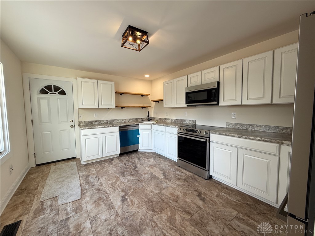 217 W Twin Street