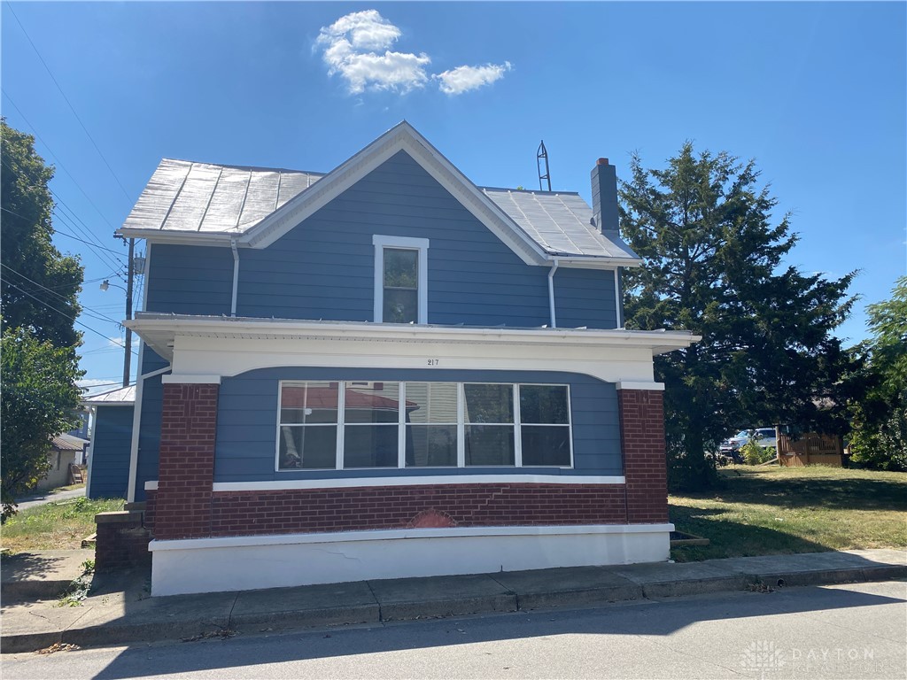 217 W Twin Street