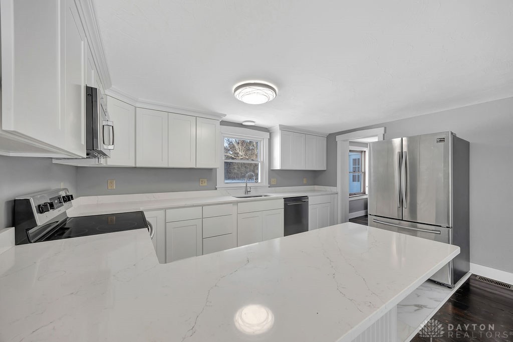 6391 Morning Sun Road