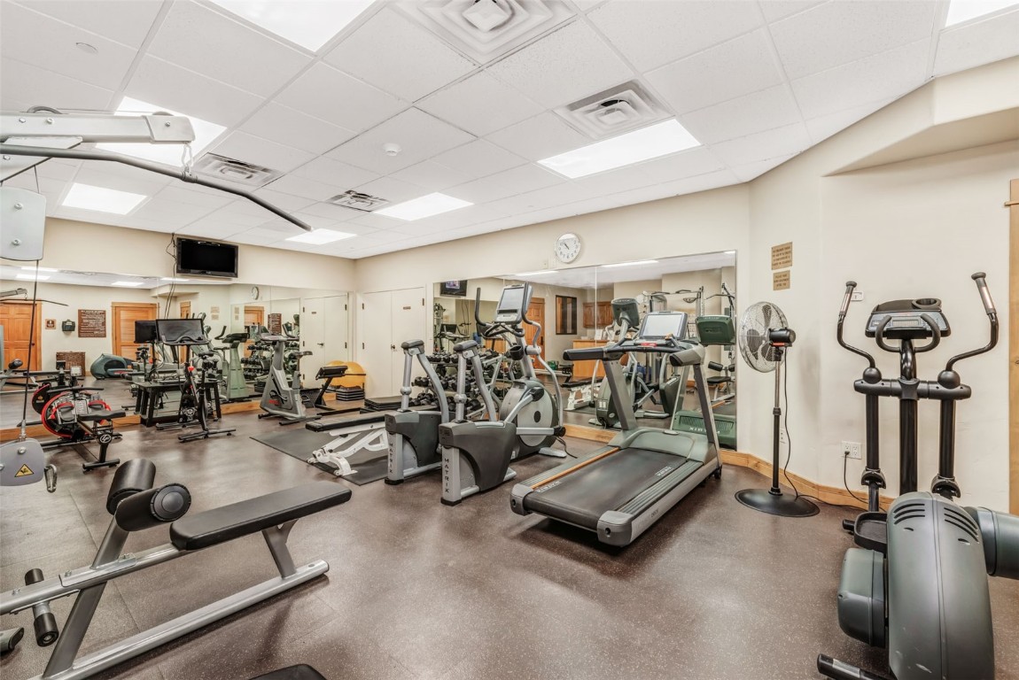 1463 Flattop CIRCLE 107