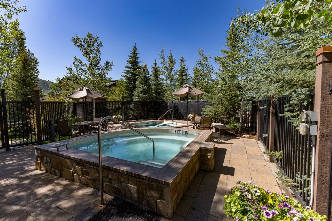 1463 Flattop CIRCLE 104