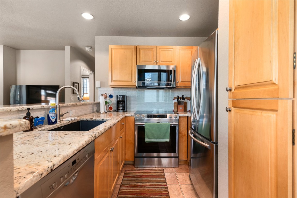 2700 Eagleridge DRIVE N23