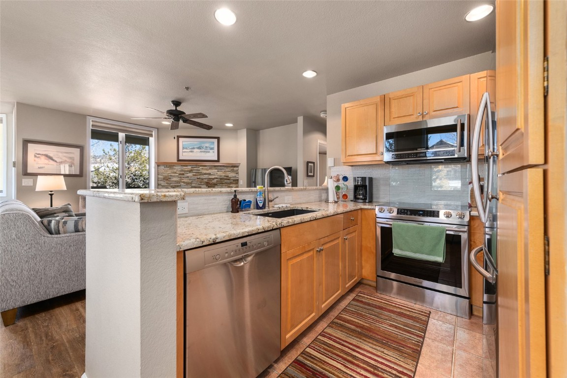 2700 Eagleridge DRIVE N23