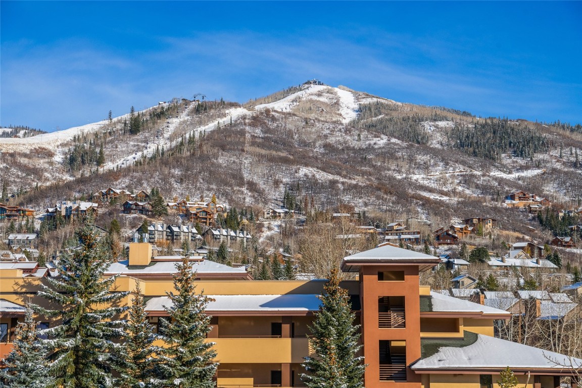 2700 Eagleridge DRIVE N23