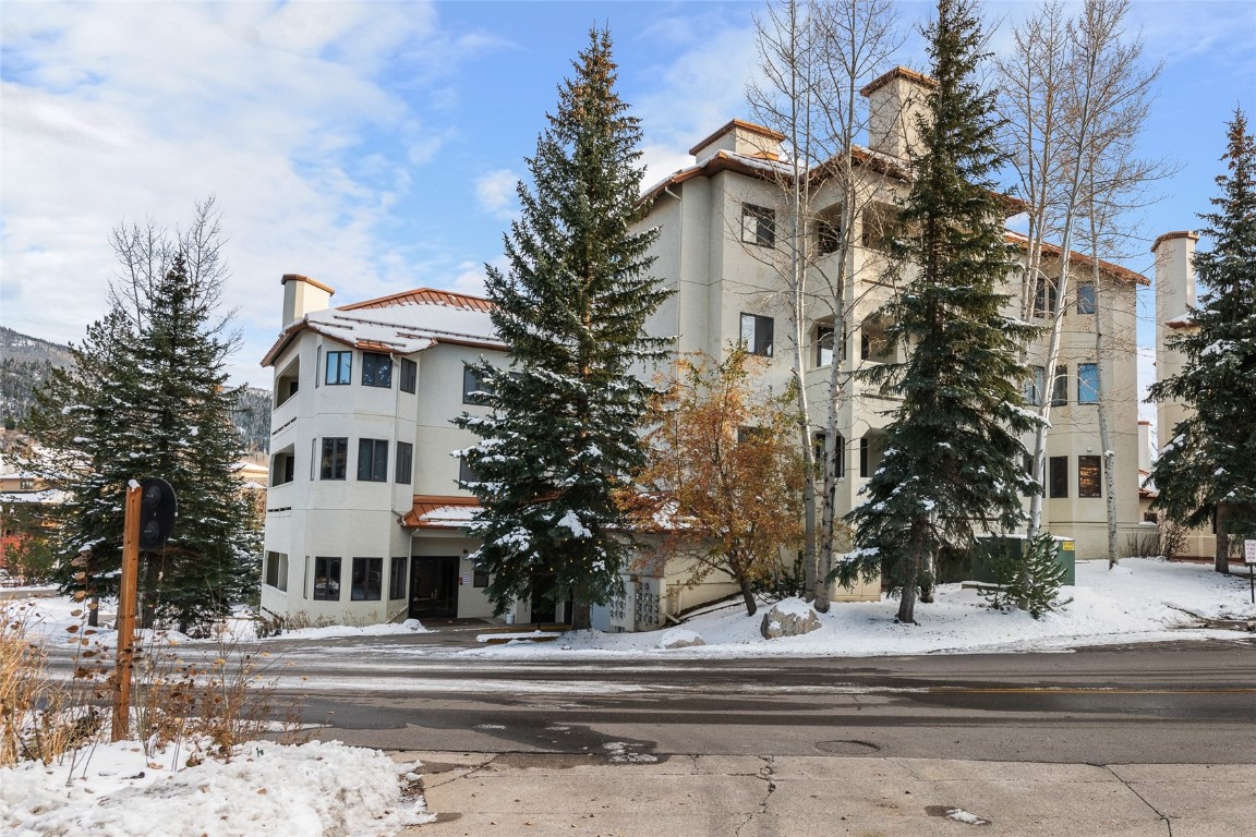 2700 Eagleridge DRIVE N23