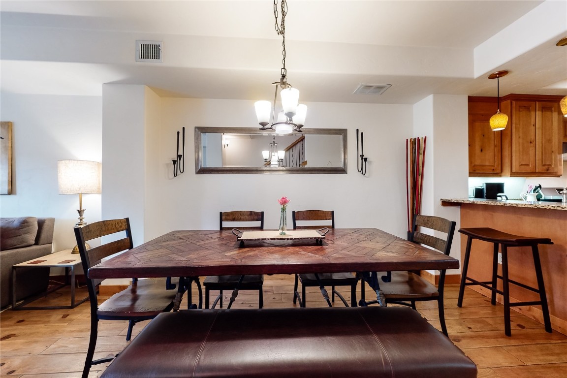 1110 Yampa STREET R8