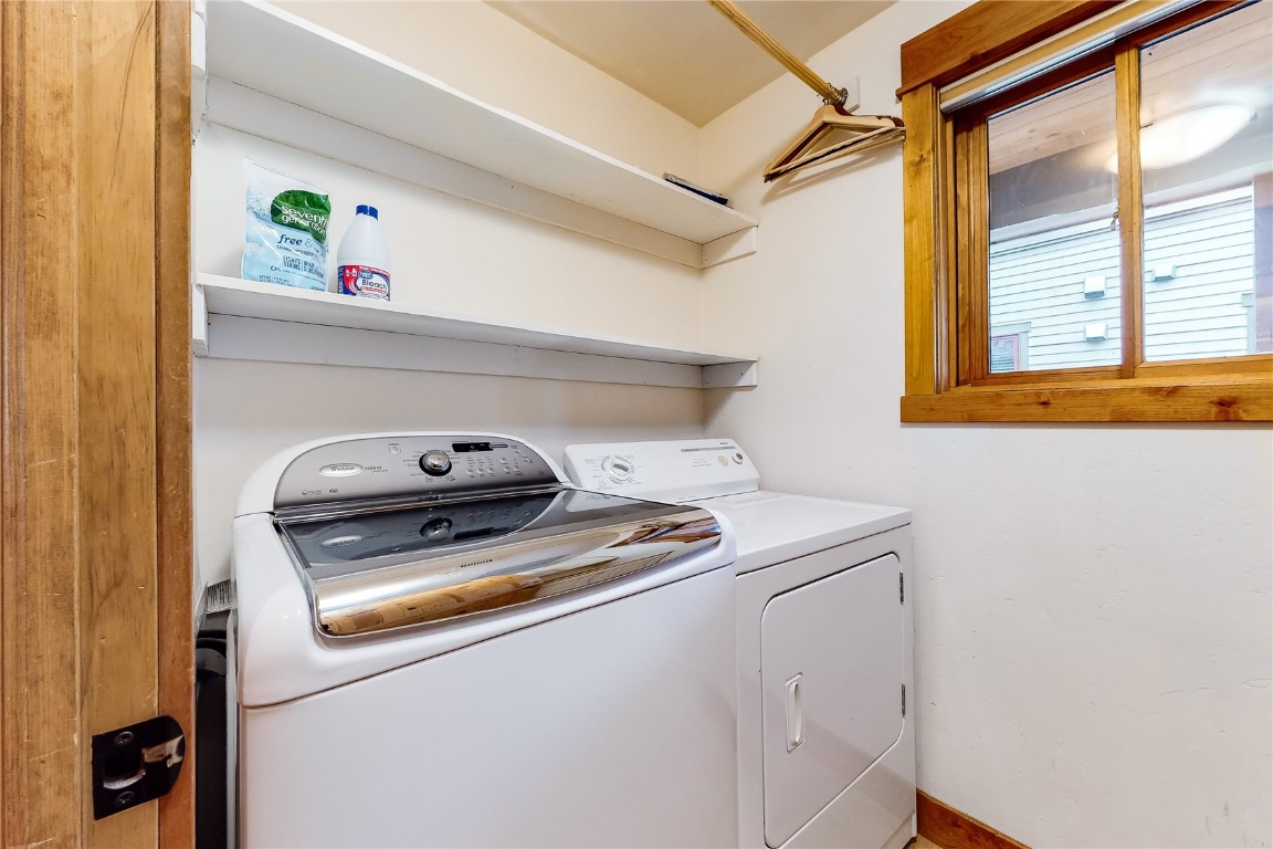 1110 Yampa STREET R8