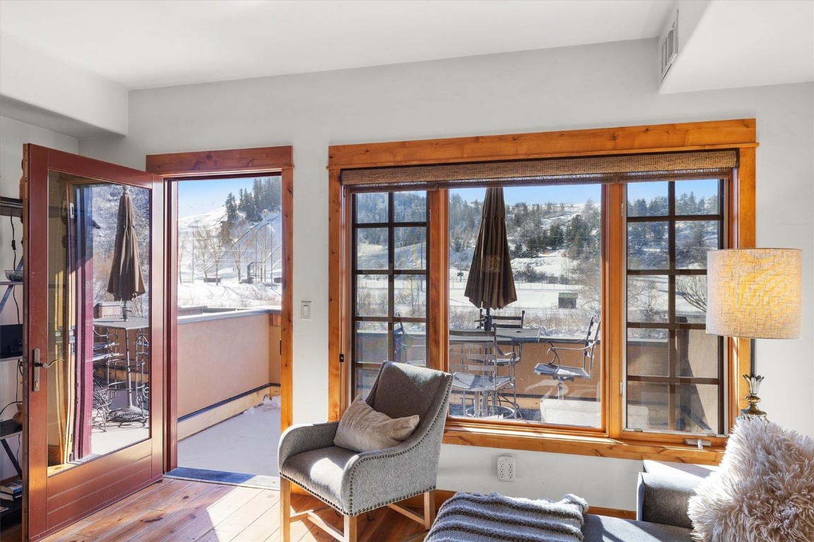 1110 Yampa STREET R8