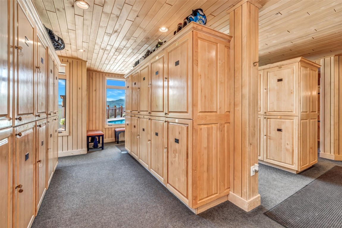 2155 Ski Time Square DRIVE 306