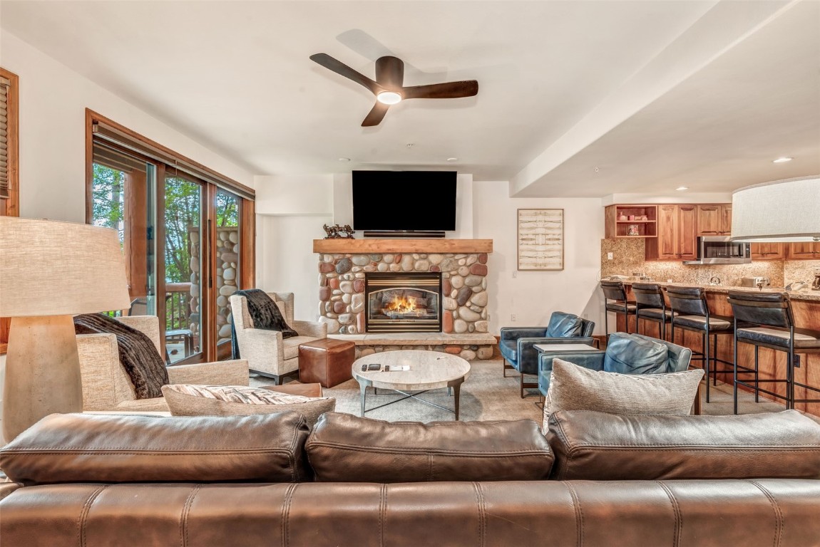 2155 Ski Time Square DRIVE 306