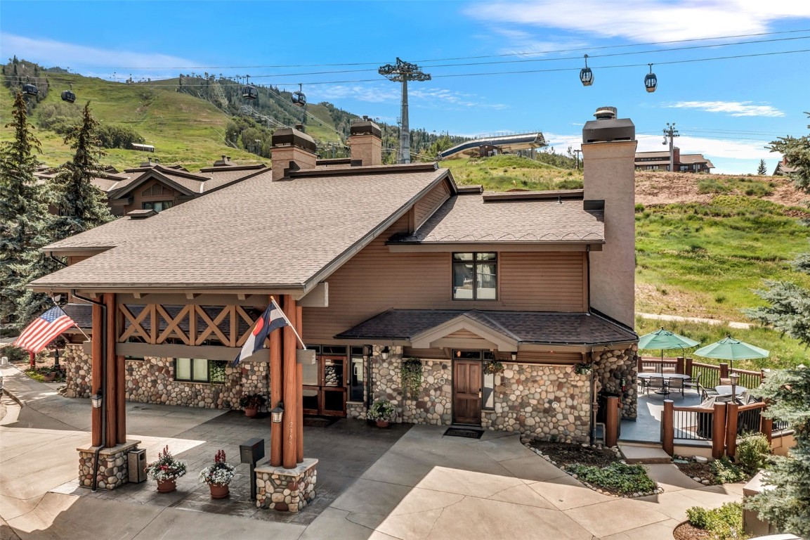 2155 Ski Time Square DRIVE 306