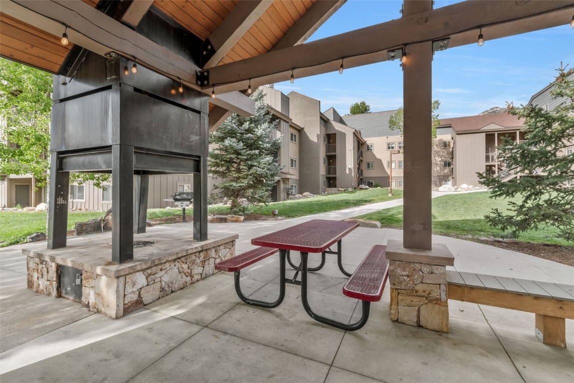 1565 Shadow Run Frontage 104