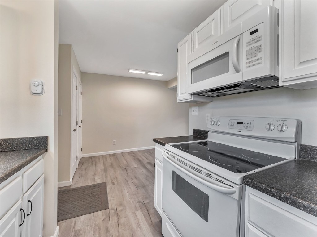 1565 Shadow Run Frontage 104