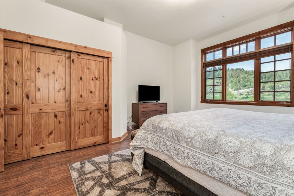 1110 Yampa STREET R8