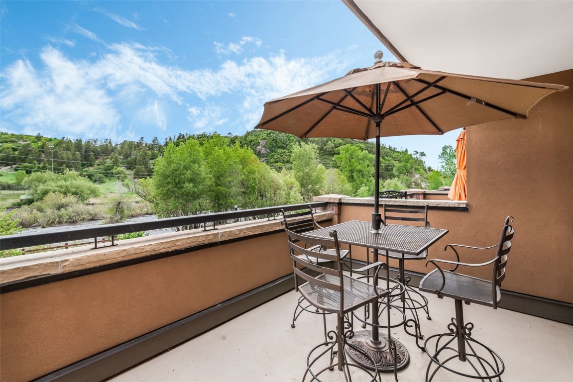 1110 Yampa STREET R8