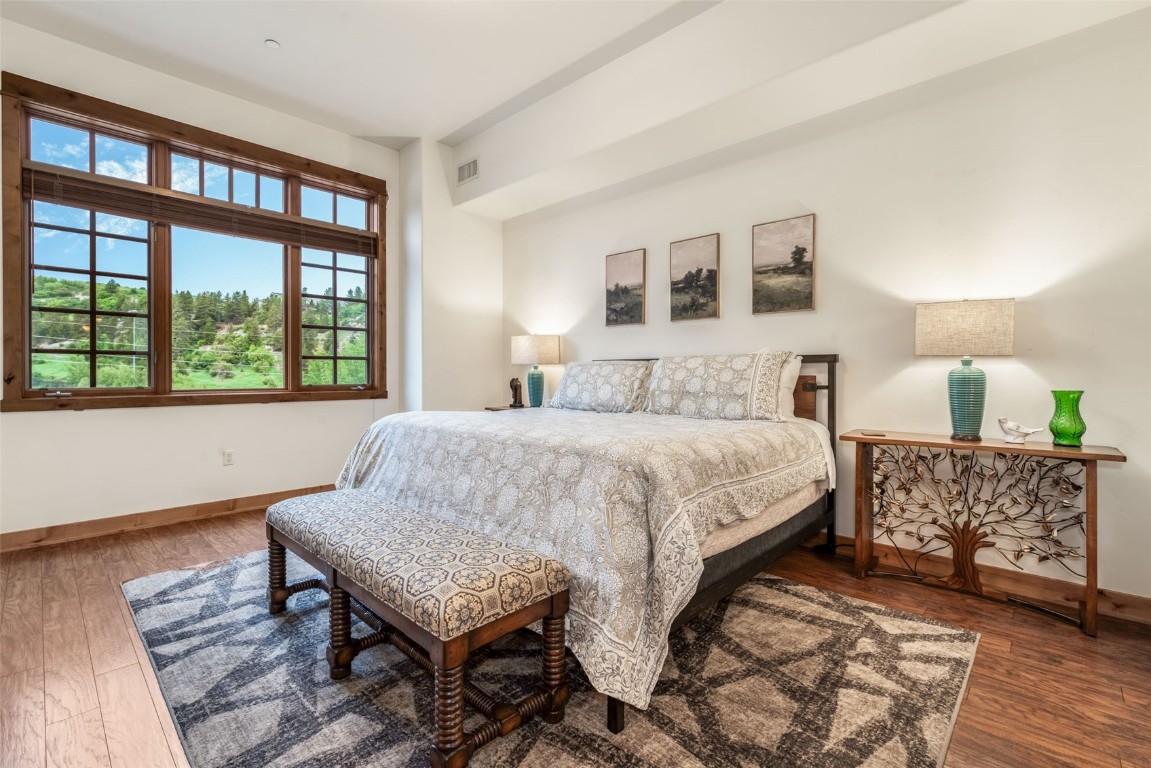 1110 Yampa STREET R8