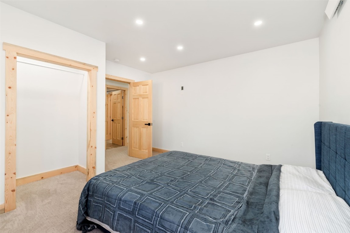 33529 Seneca TRAIL