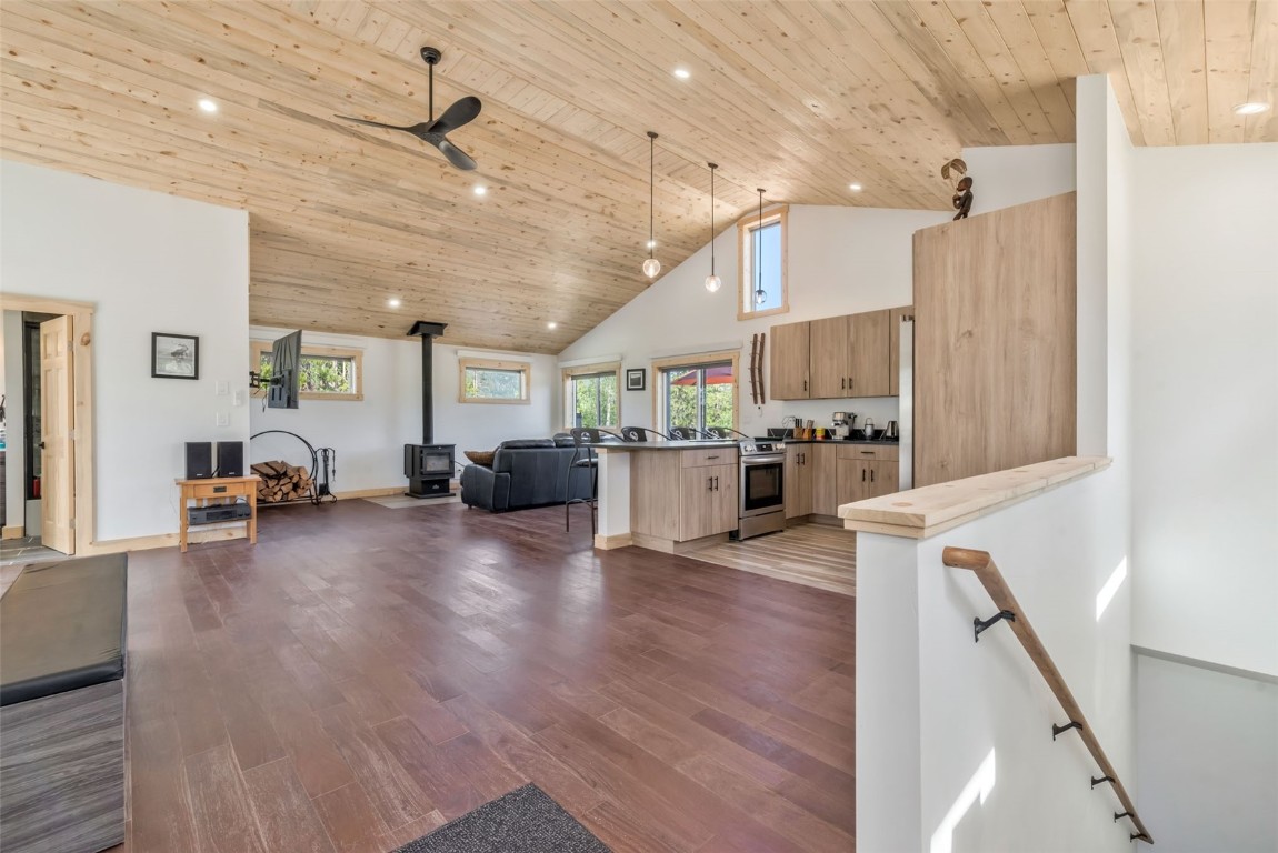 33529 Seneca TRAIL