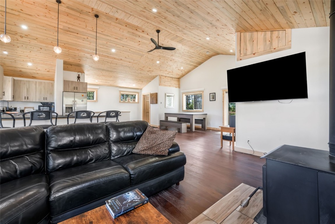 33529 Seneca TRAIL