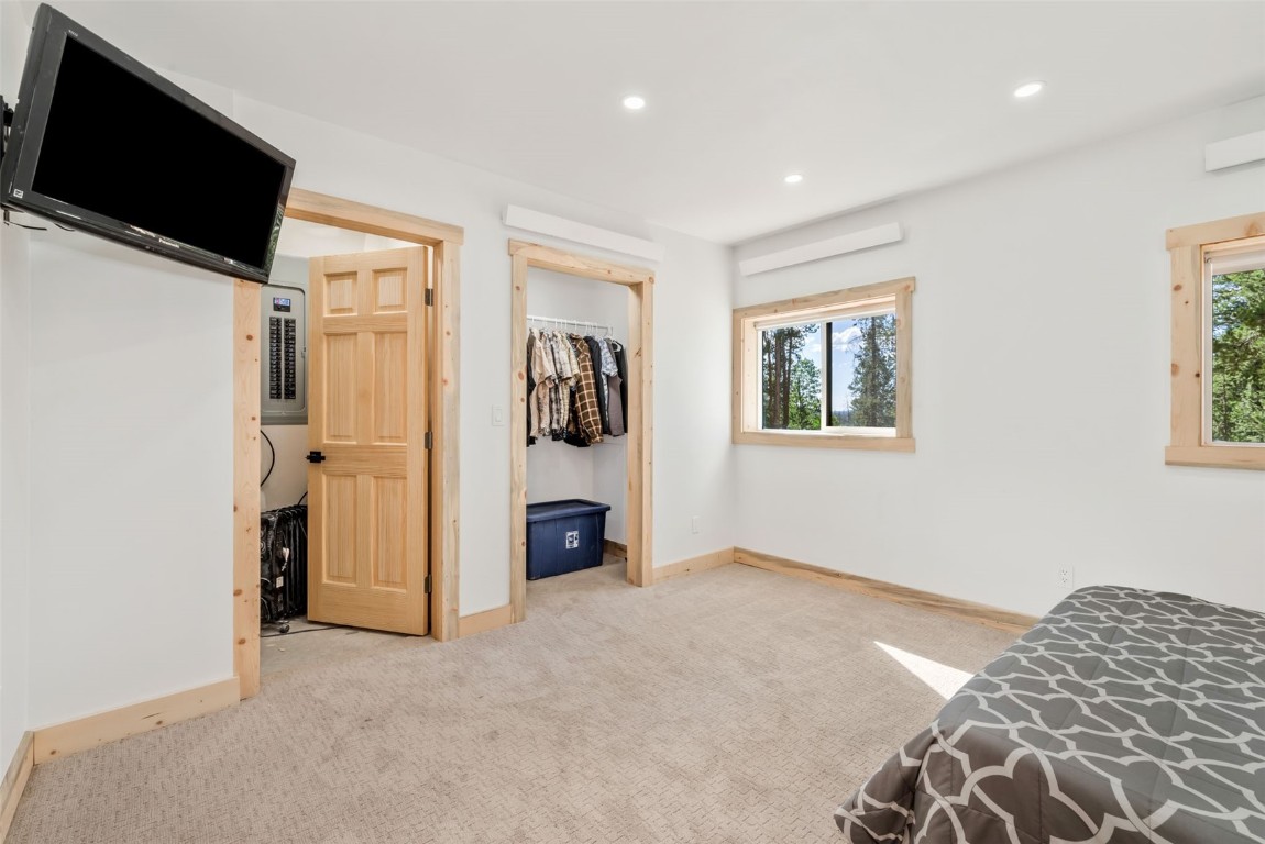 33529 Seneca TRAIL