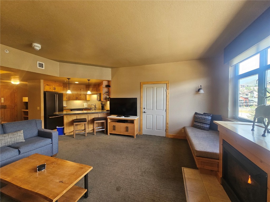 2300 Mount Werner CIRCLE 536/537