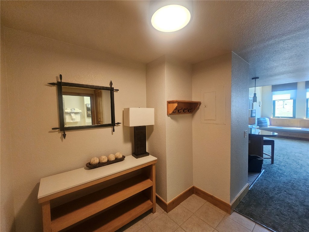 2300 Mount Werner CIRCLE 536/537