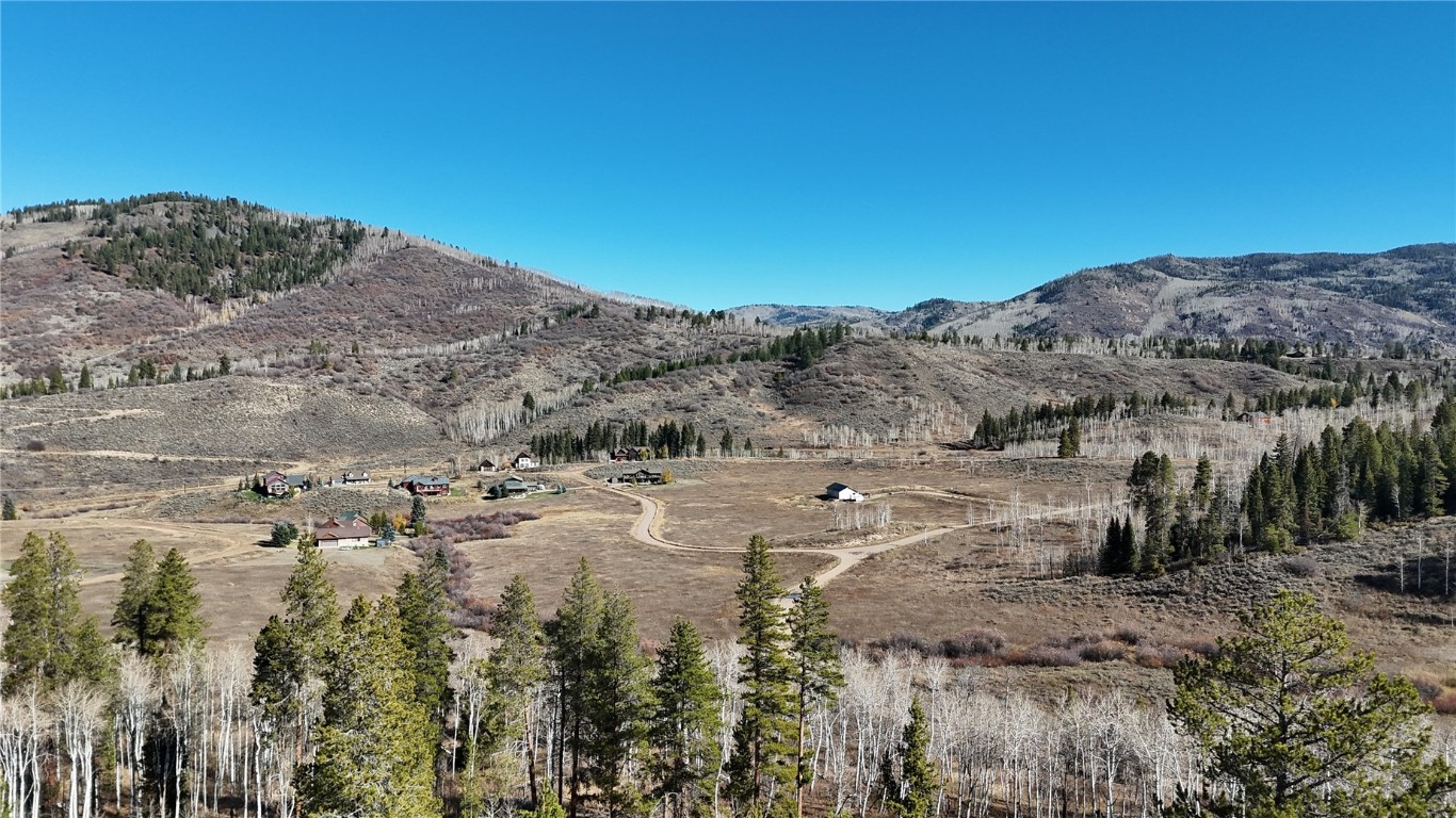 22523 Cheyenne TRAIL