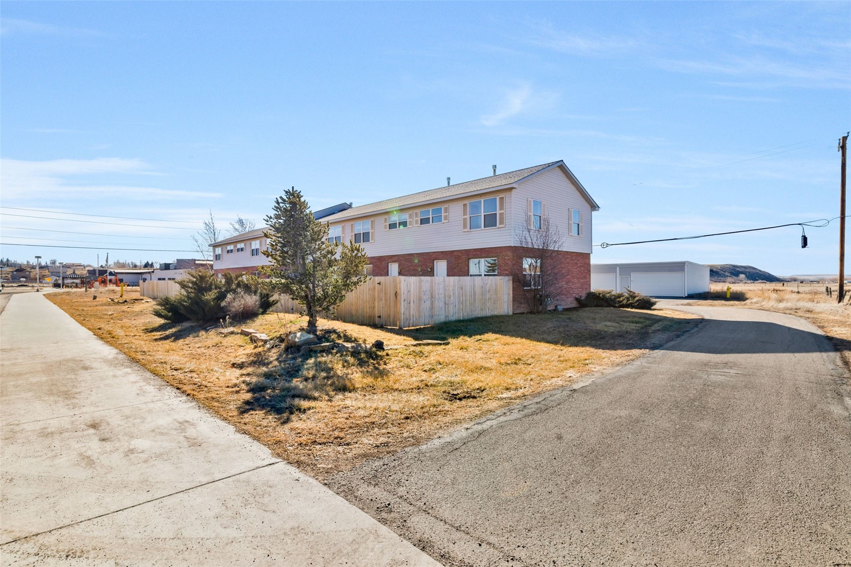 405 S 3rd STREET 405