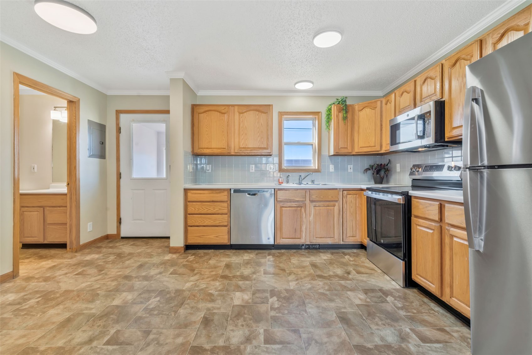 405 S 3rd STREET 405