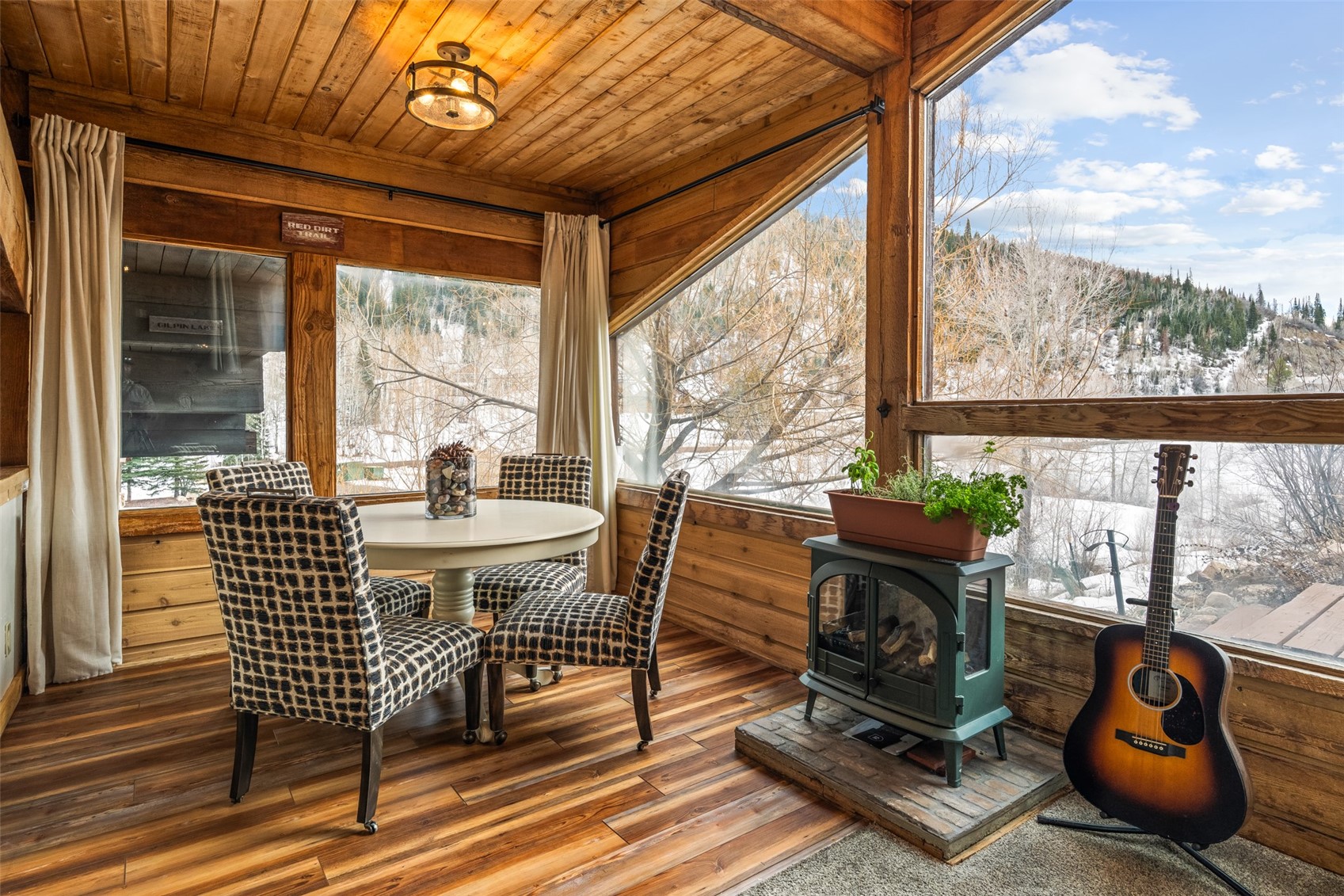 31575 Buckingham LANE .