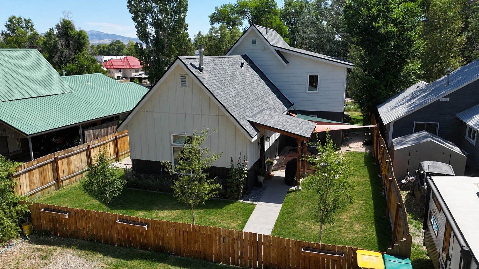 124 N 3rd STREET