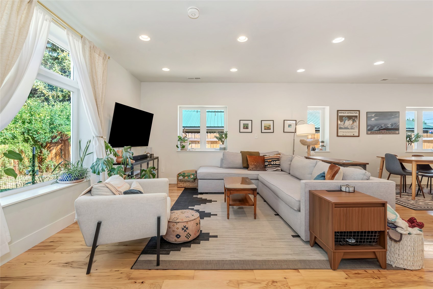 124 N 3rd STREET