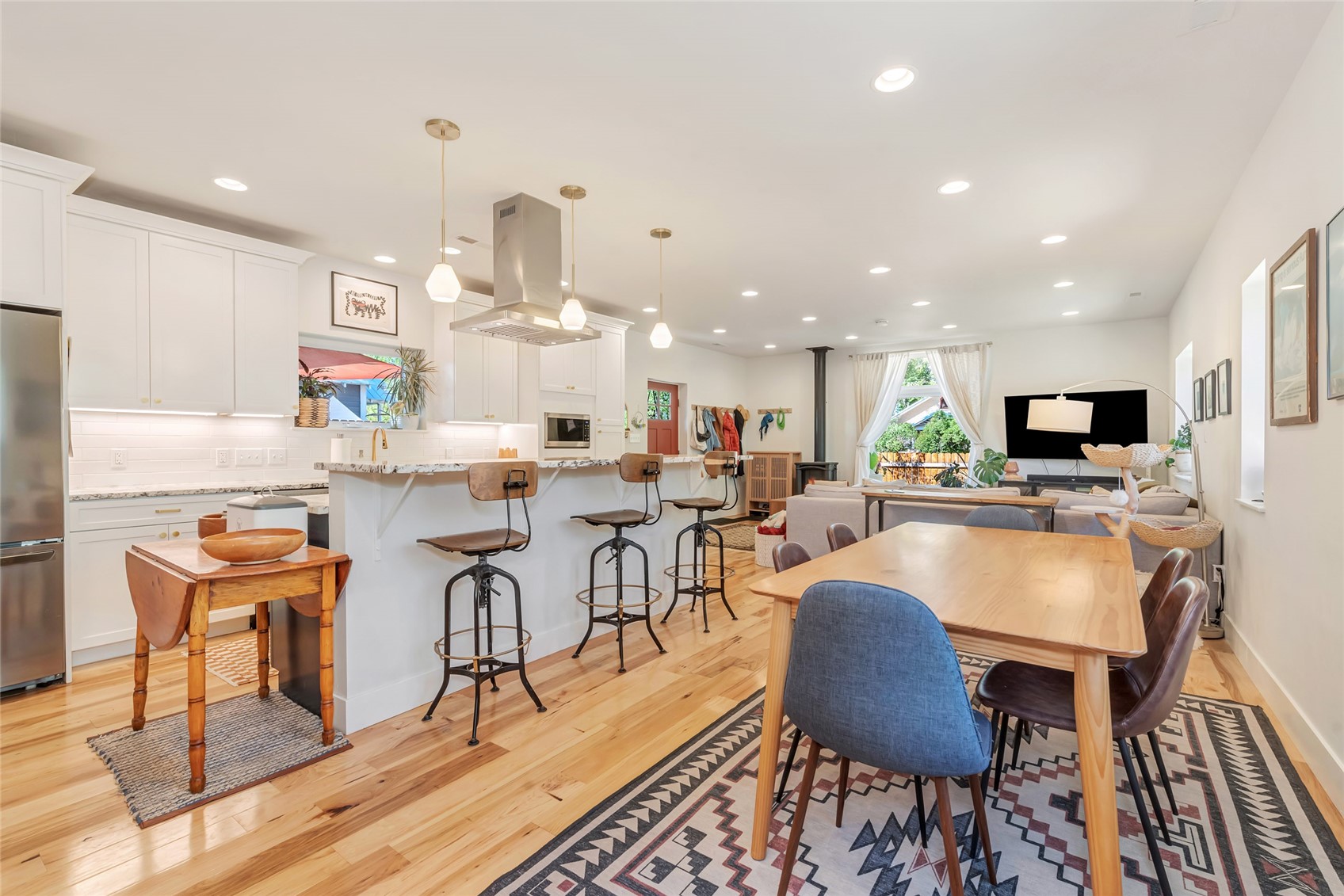 124 N 3rd STREET
