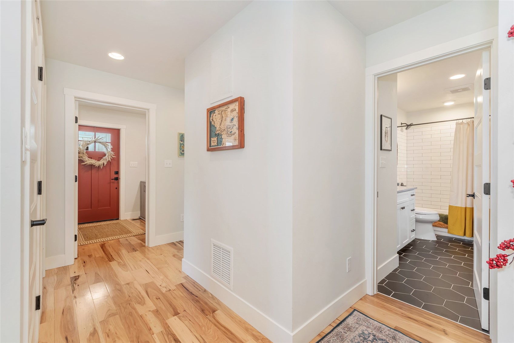 124 N 3rd STREET