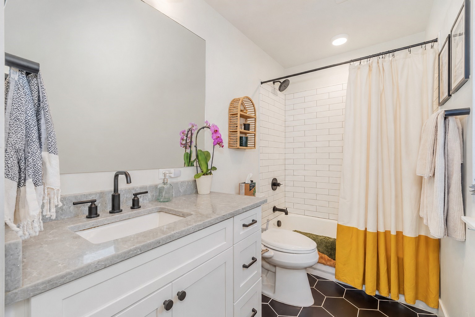 124 N 3rd STREET