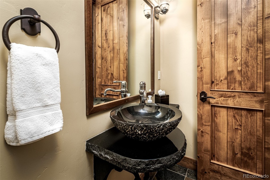 1331 Turning Leaf COURT