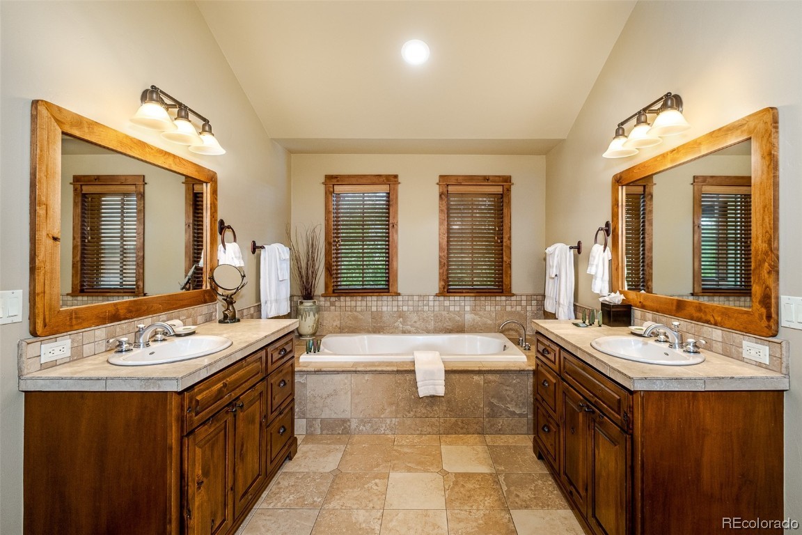 1331 Turning Leaf COURT