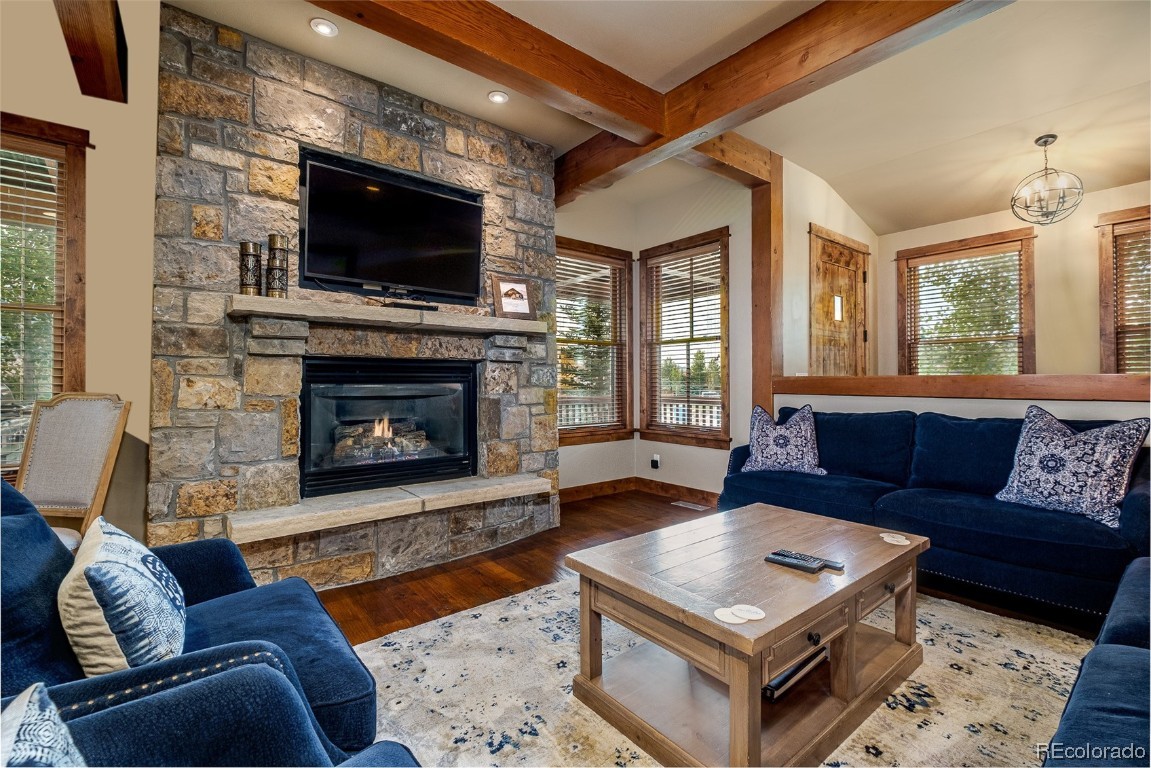 1331 Turning Leaf COURT