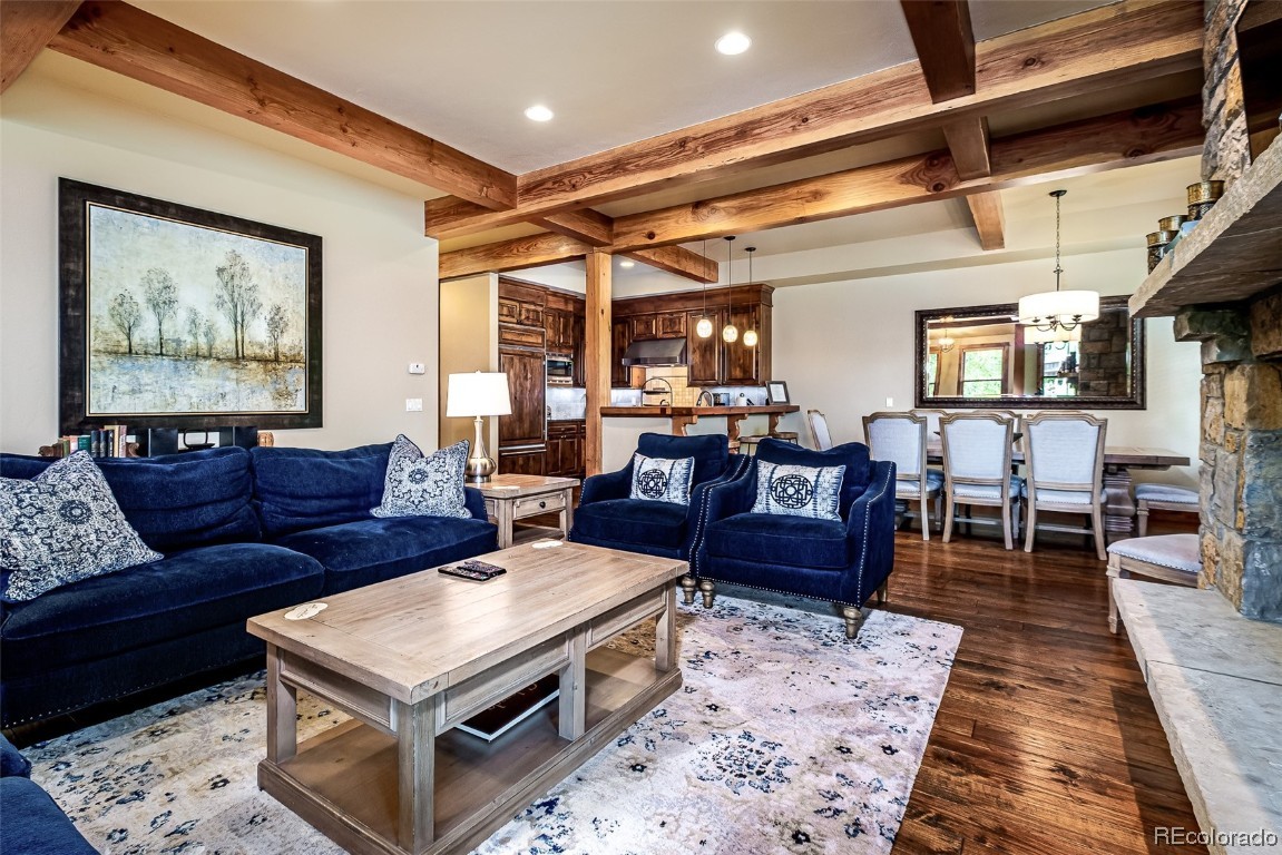 1331 Turning Leaf COURT