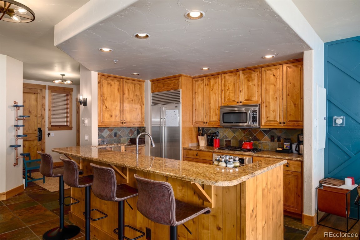 2085 Ski Time Square DRIVE 124