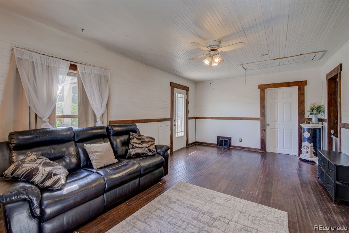 21513 State Highway 131