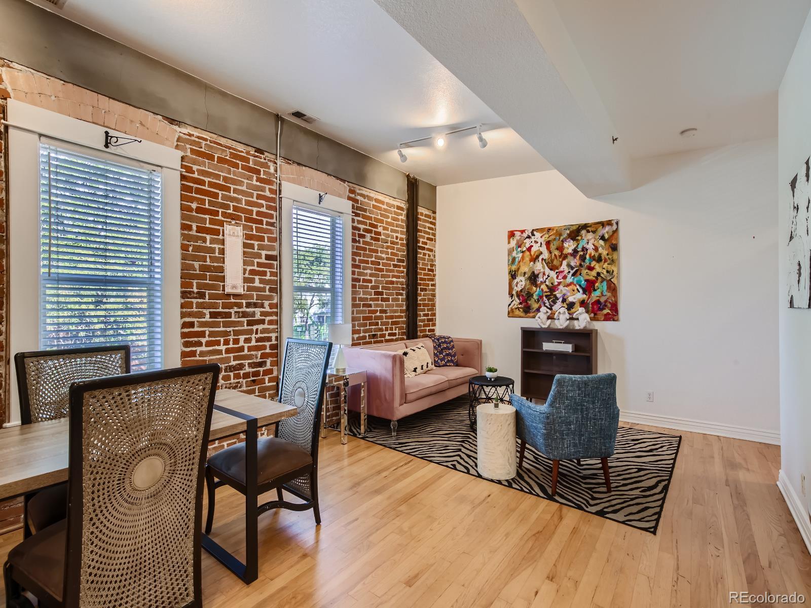 800 E 18th Avenue Unit: 208