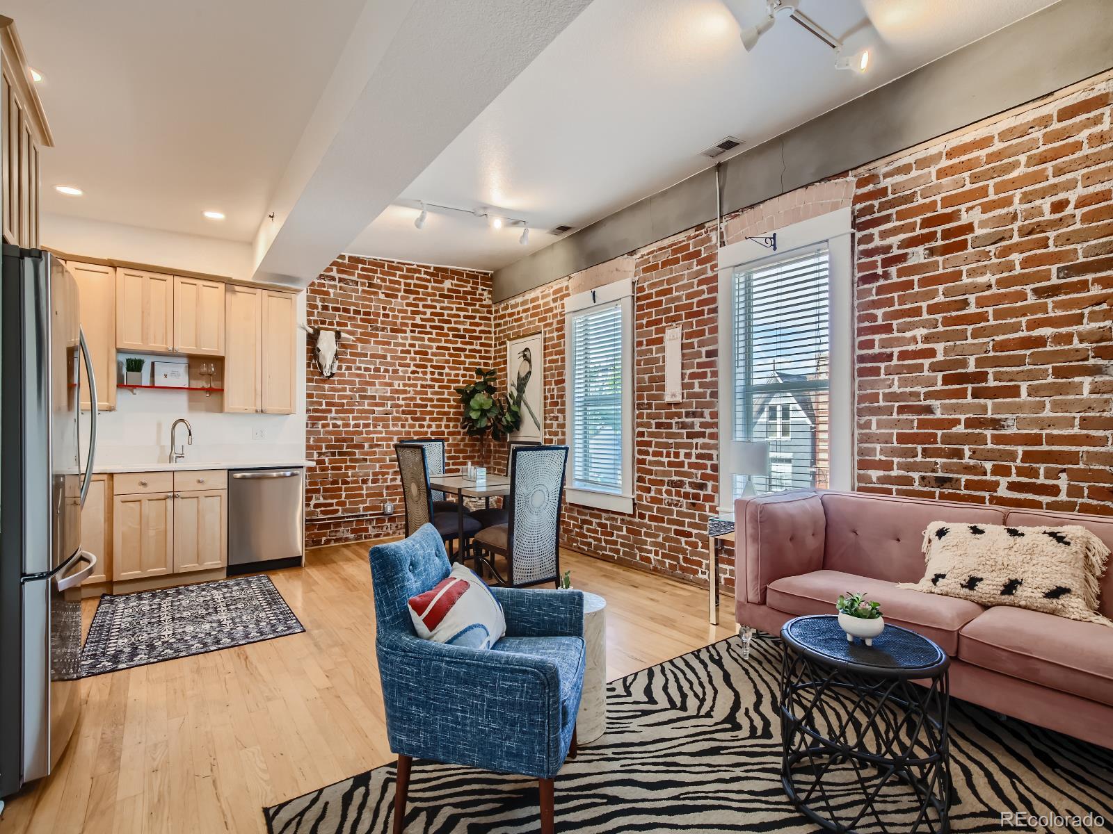 800 E 18th Avenue Unit: 208