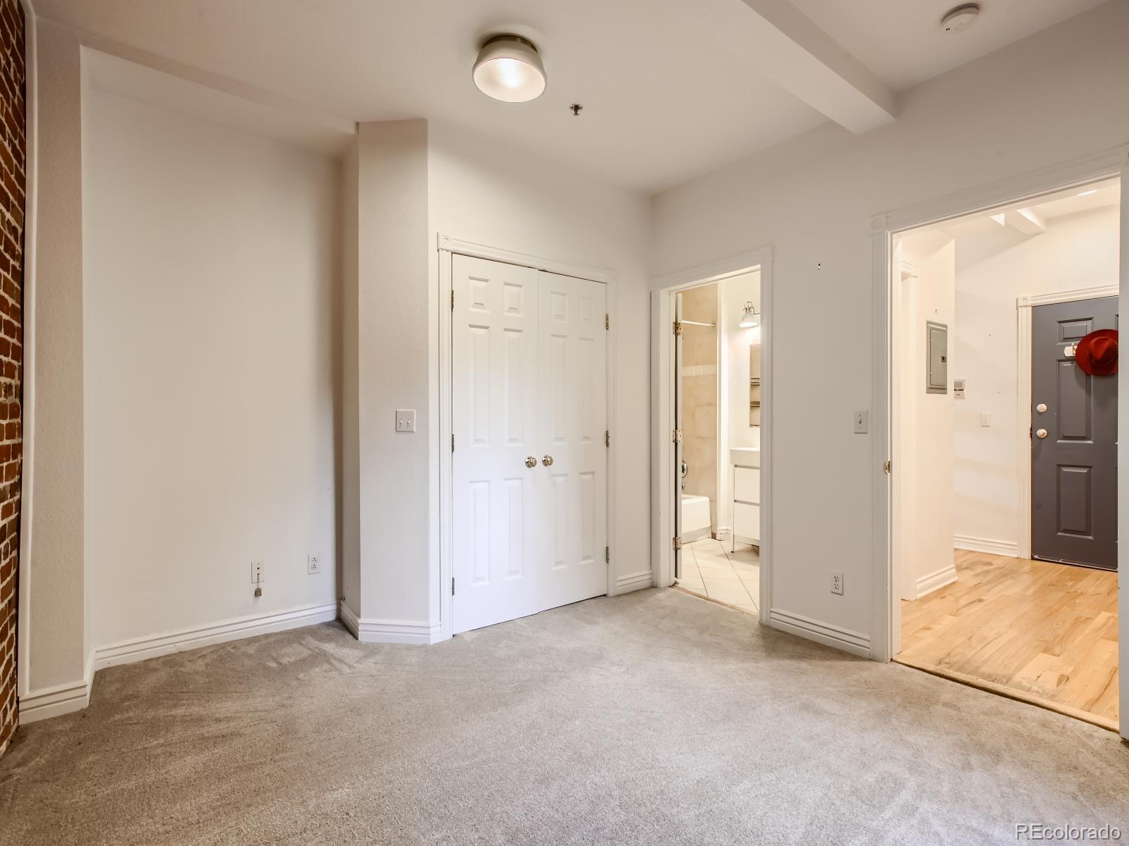800 E 18th Avenue Unit: 208