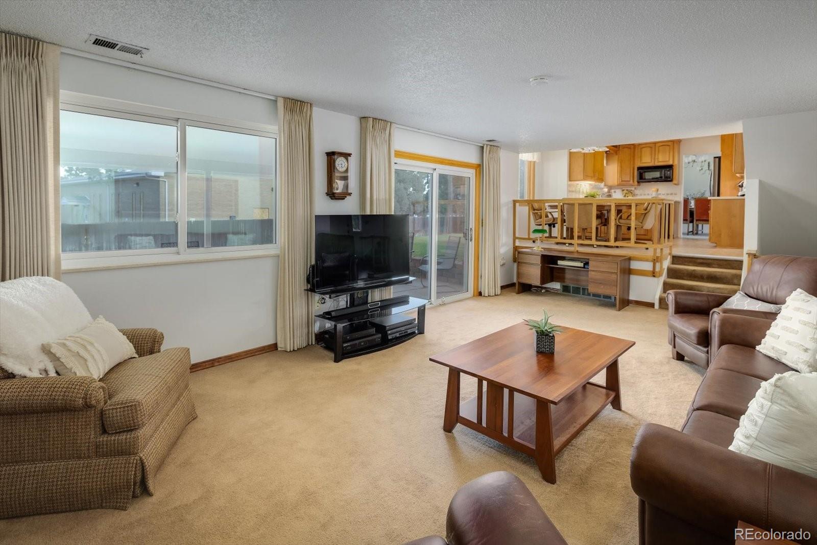 8398 Hoyt Way