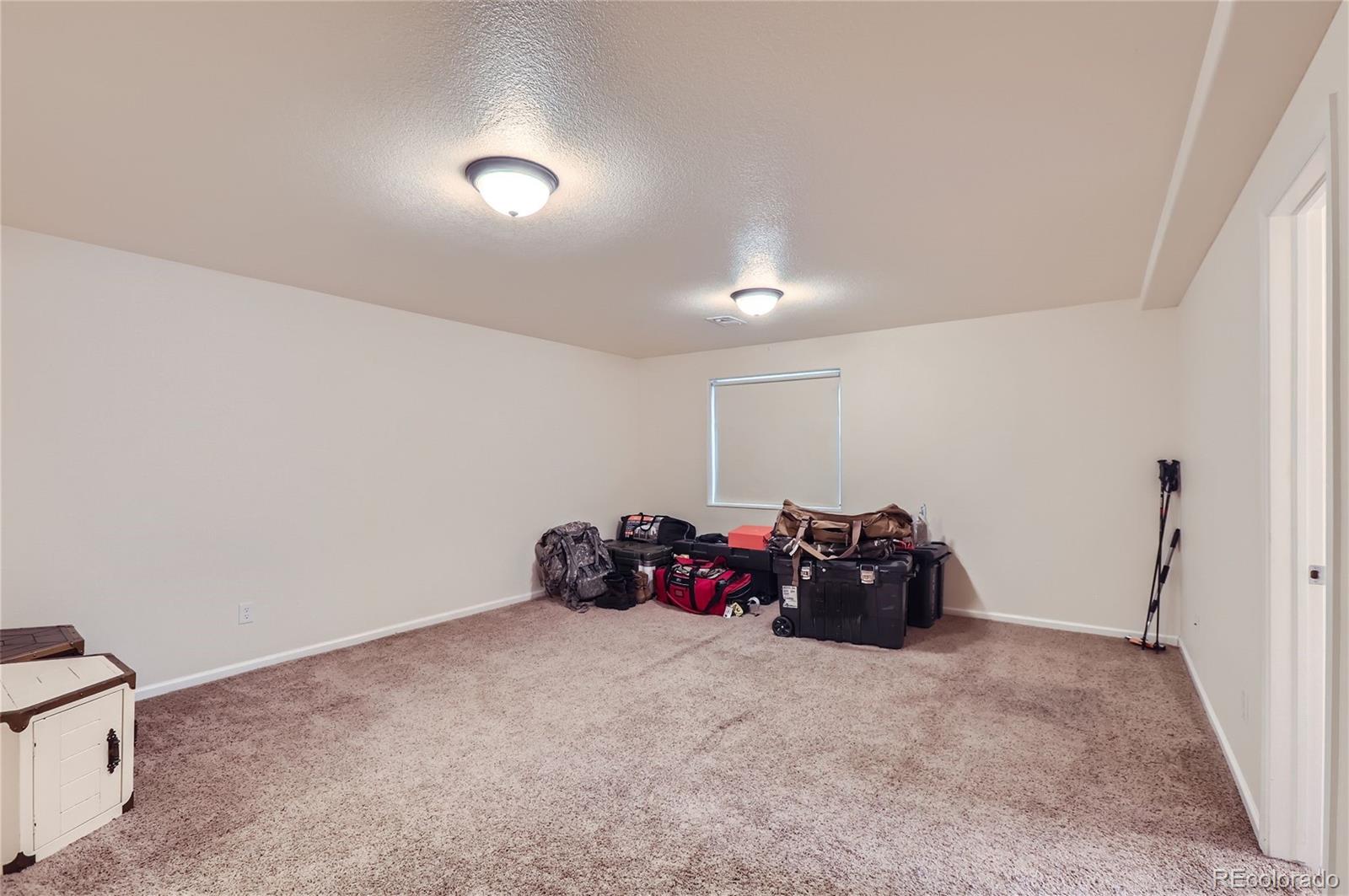 3810 Longhorn Lane