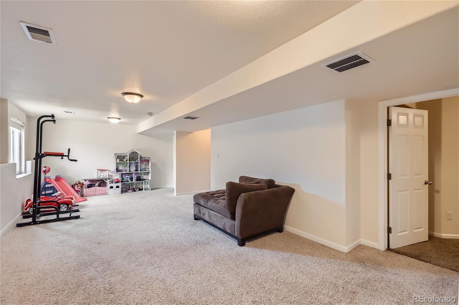 3810 Longhorn Lane