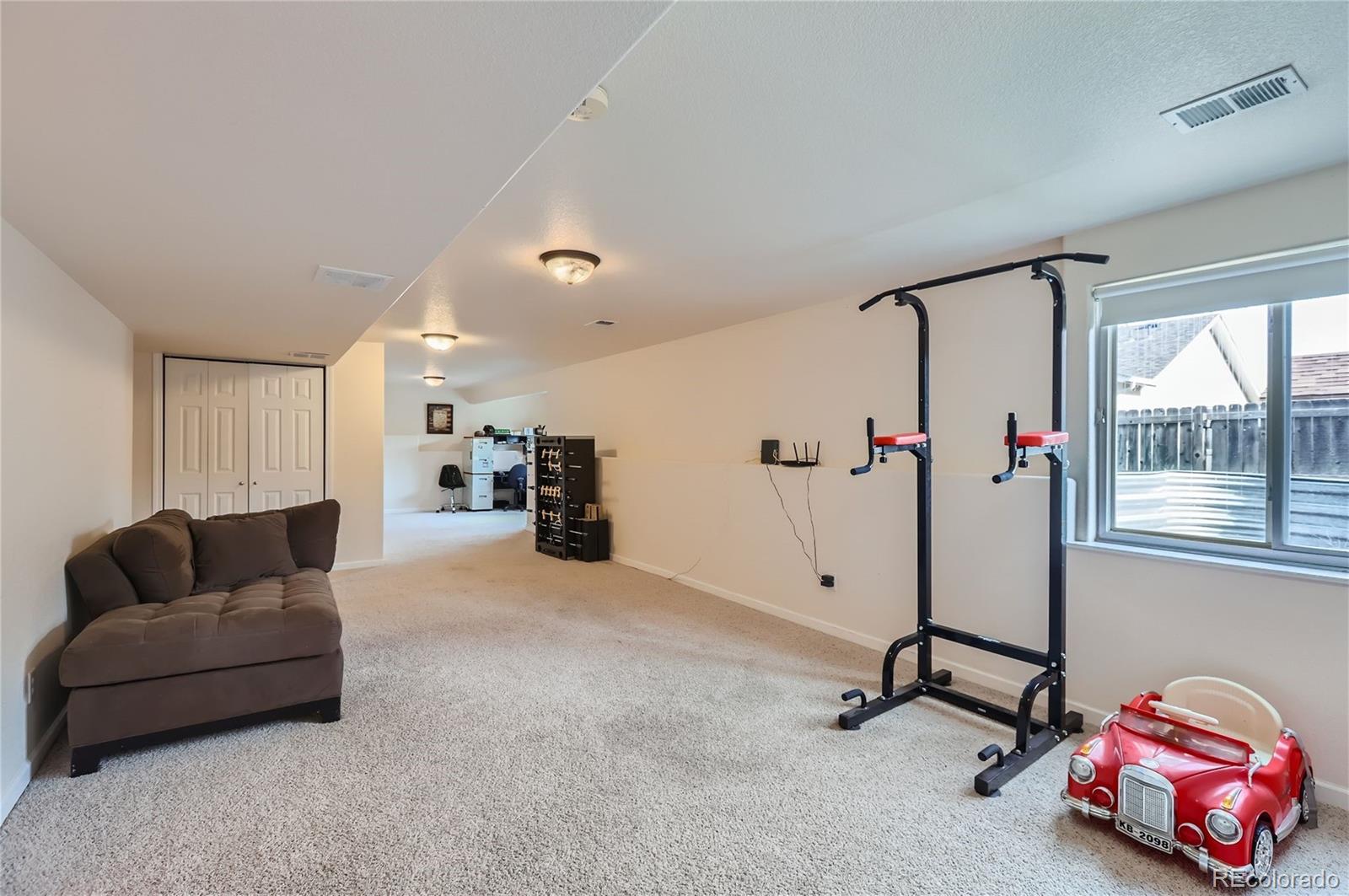 3810 Longhorn Lane