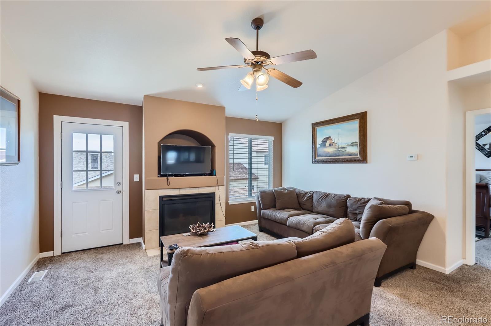 3810 Longhorn Lane